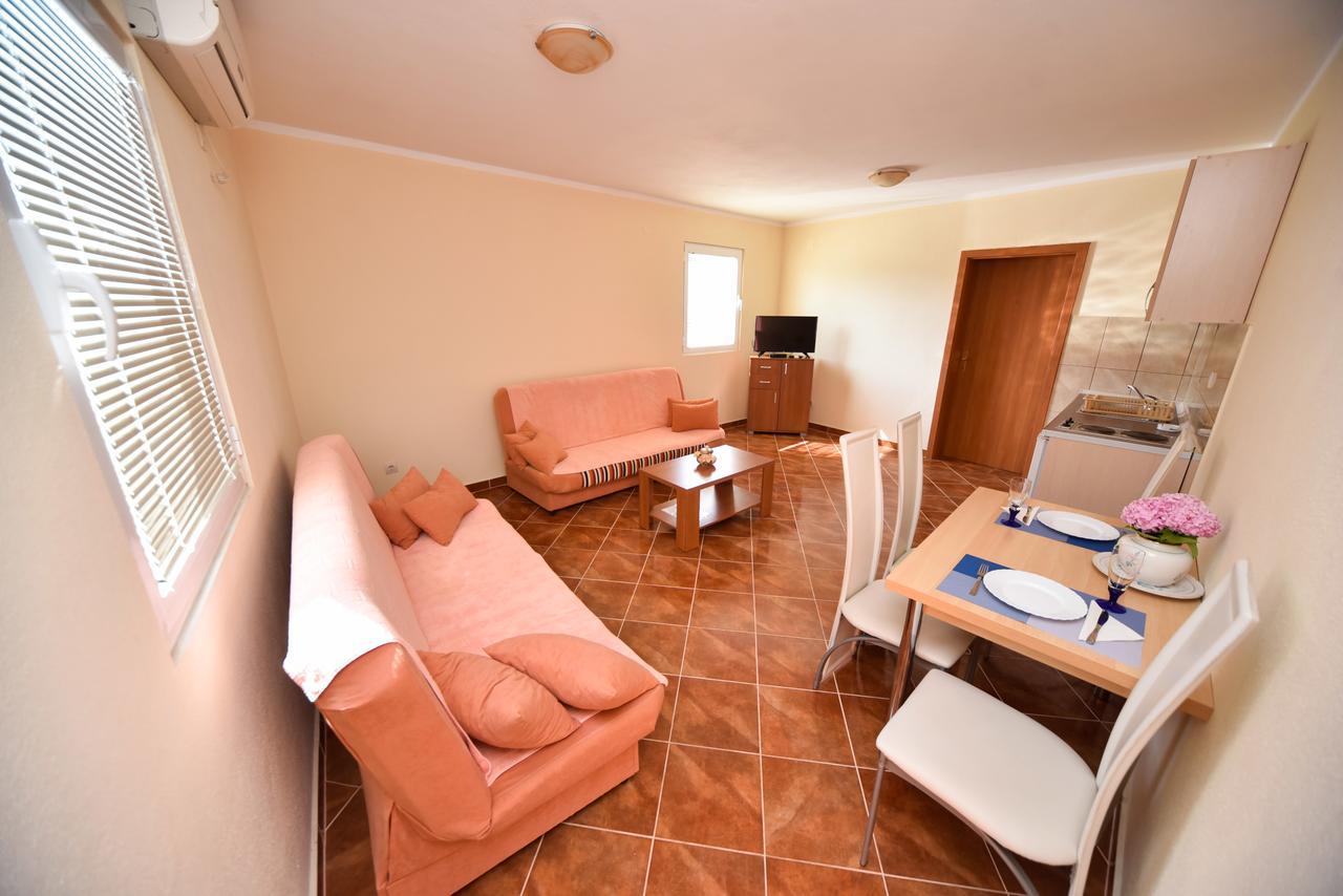 Apartmani Stanisic Čanj Kültér fotó