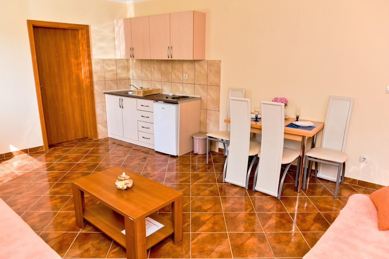 Apartmani Stanisic Čanj Kültér fotó