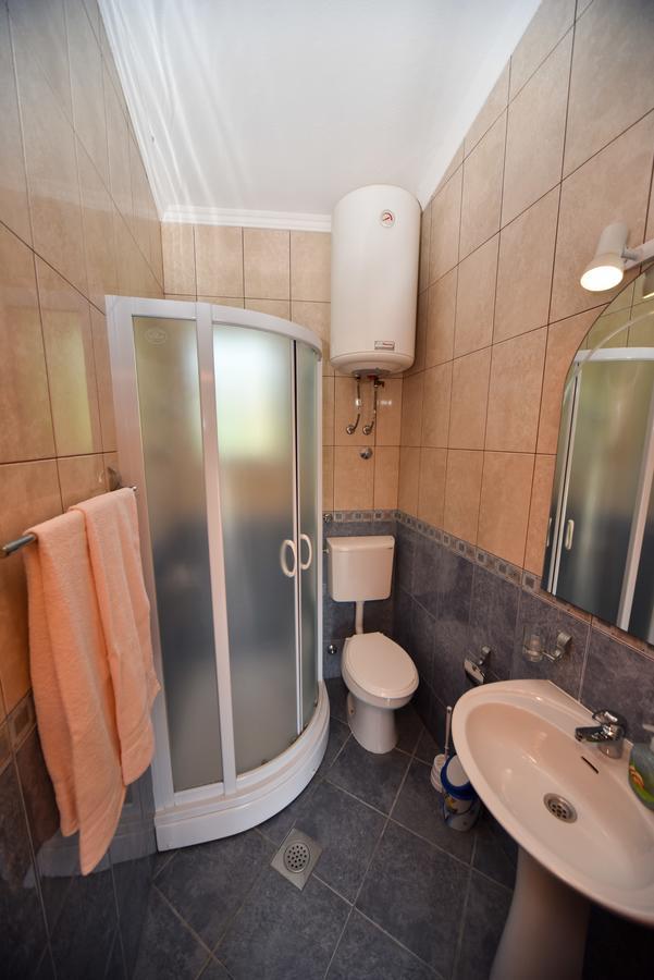 Apartmani Stanisic Čanj Kültér fotó